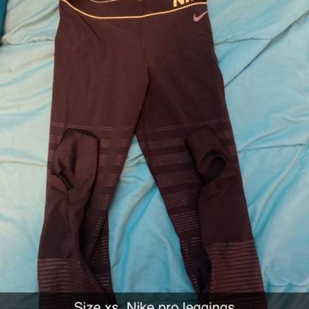 Nike leggings